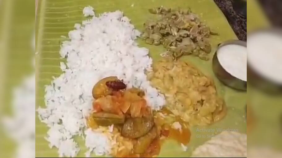  பிரபல  சைவ உணவகத்தில் சாம்பாரில் கரப்பான் பூச்சி...  அதிர்ச்சி அடைந்த பொது மக்கள்..!!