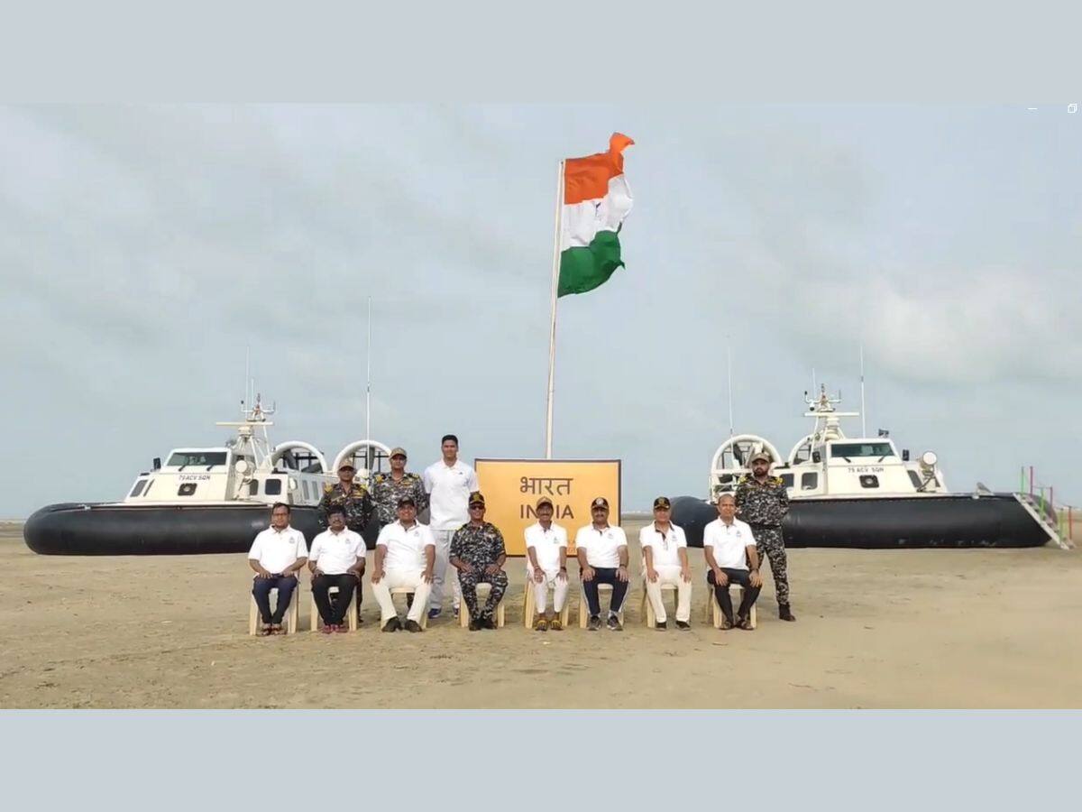 இந்திய-இலங்கை எல்லையில் தேசிய கொடிக்கு மரியாதை செலுத்திய மத்திய அமைச்சர்!