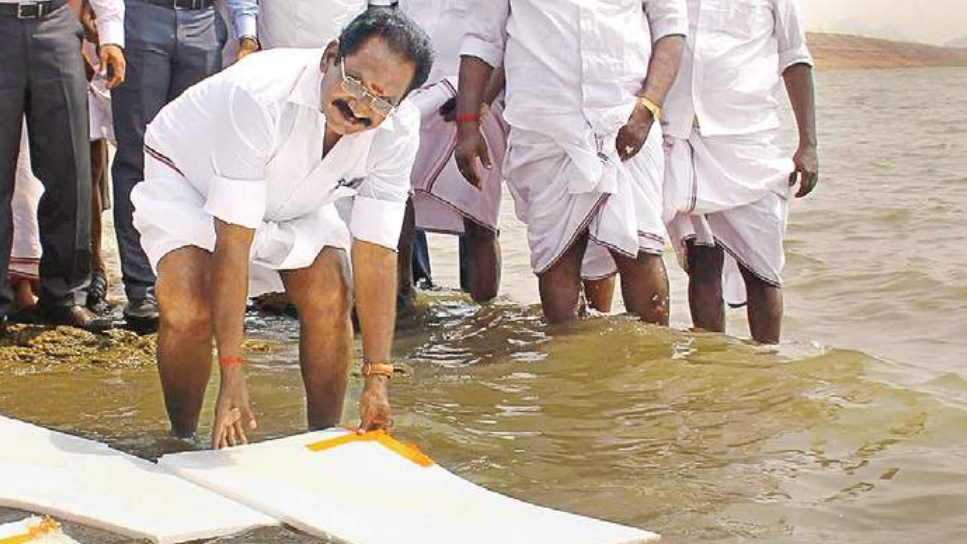 மதுரை ஒருகாலத்தில் அதிமுகவின் கோட்டையாக இருந்தது - செல்லூர் ராஜு வருத்தம்! மதுரை ஒருகாலத்தில் அதிமுகவின் கோட்டையாக இருந்தது - செல்லூர் ராஜு வருத்தம்!