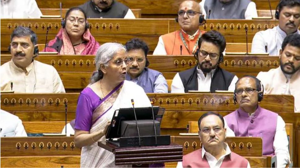 Budget 2024: இளைஞர்களுக்கு பெரிய பரிசு கொடுத்த நிதி அமைச்சர், EPF -இல் சேர்ந்தால் அதிக பலன் Budget 2024: இளைஞர்களுக்கு பெரிய பரிசு கொடுத்த நிதி அமைச்சர், EPF -இல் சேர்ந்தால் அதிக பலன்