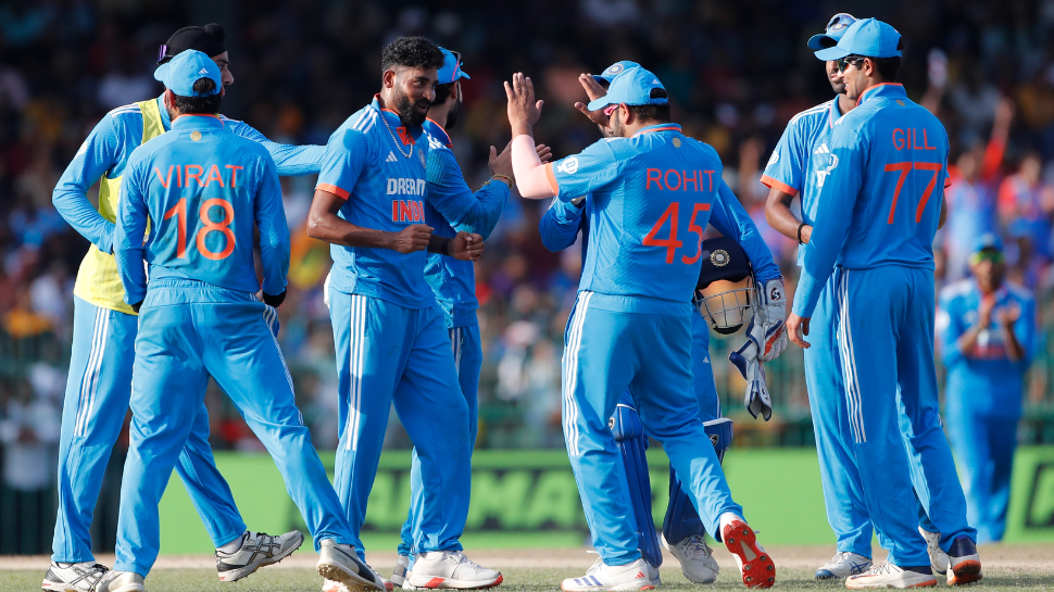இனி இந்திய அணி பந்துவீச்சில் பிரச்னையே இல்லை... கைக்கொடுக்கும் 'இந்த' கம்பீர் பார்முலா! இனி இந்திய அணி பந்துவீச்சில் பிரச்னையே இல்லை... கைக்கொடுக்கும் 'இந்த' கம்பீர் பார்முலா!