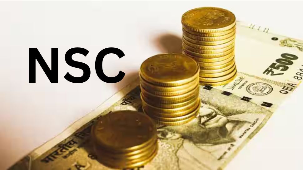 NSC: அசத்தல் சேமிப்புத் திட்டம்.... வட்டியில் மட்டும் 4 லட்சத்துக்கு மேல் கிடைக்கும், முழு கணக்கீடு இதோ NSC: அசத்தல் சேமிப்புத் திட்டம்.... வட்டியில் மட்டும் 4 லட்சத்துக்கு மேல் கிடைக்கும், முழு கணக்கீடு இதோ