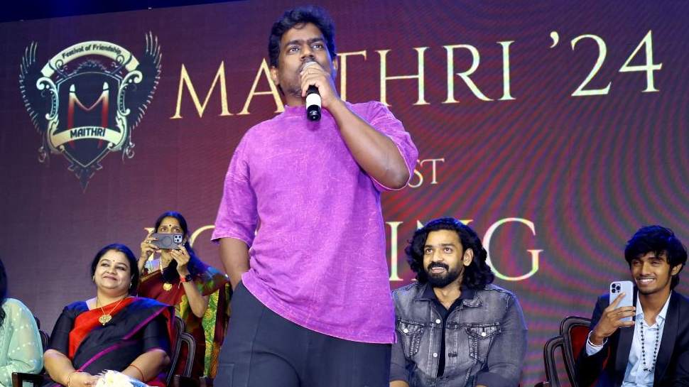 என் காதுகள் எதிர்மறை விஷயங்களுக்கு மூடியே இருக்கும் - யுவன் சங்கர் ராஜா! என் காதுகள் எதிர்மறை விஷயங்களுக்கு மூடியே இருக்கும் - யுவன் சங்கர் ராஜா!