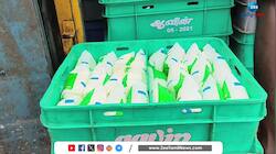 வெள்ளத்தில் சிக்கிய ஆவின் பால் வாகனம்!
