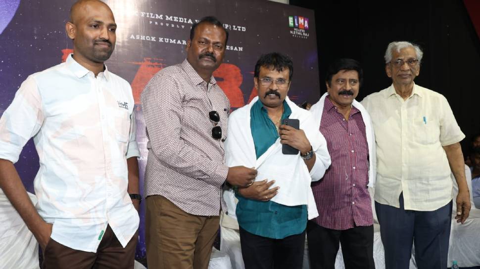 மொக்கை கதையில் கமல்ஹாசனை நடிக்க வைத்தேன்: இயக்குநர் ஆர்.வி. உதயகுமார்! மொக்கை கதையில் கமல்ஹாசனை நடிக்க வைத்தேன்: இயக்குநர் ஆர்.வி. உதயகுமார்!
