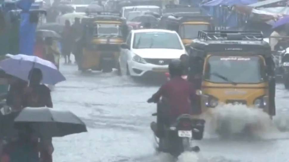 Red Alert: மக்களே ஜாக்கிரதை! இந்த 4 மாவட்டங்களுக்கு ரெட் அலெர்ட்! Red Alert: மக்களே ஜாக்கிரதை! இந்த 4 மாவட்டங்களுக்கு ரெட் அலெர்ட்!