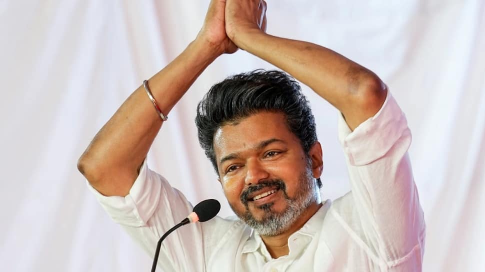 அரசியல் என்பது சினிமா இல்லை; 1 வாரம் வந்து போவதற்கு! மீண்டும் விஜய்யை தாக்கிய திமுக அமைச்சர்!