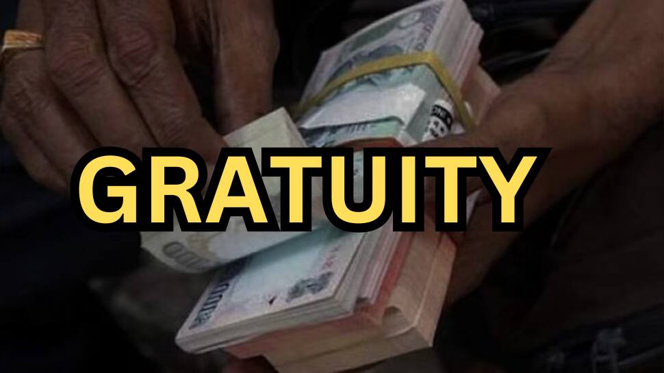 புத்தாண்டில் மெகா பரிசு... இனி இவர்களுக்கு ரூ.25 லட்சம் - மகிழ்ச்சி கடலில் அரசு ஊழியர்கள்!