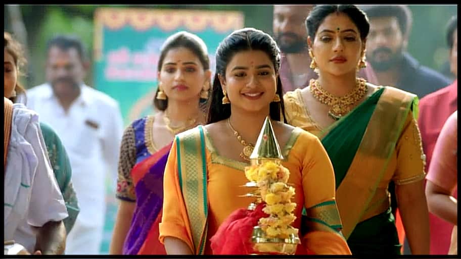 Latest Episode Update For Karthigai Deepam TV Serial On Zee Tamil ...