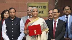 Budget 2025: முக்கிய அப்டேட்.... மூத்த குடிமக்கள், வீட்டு உரிமையாளர்களுக்கு TDS நிவாரணம்