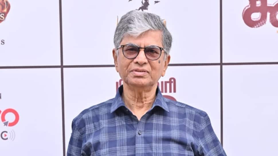 எதையும் பாரமாக தலையில் போட்டுக் கொள்வதில்லை: எஸ். ஏ. சந்திரசேகர் பேச்சு!