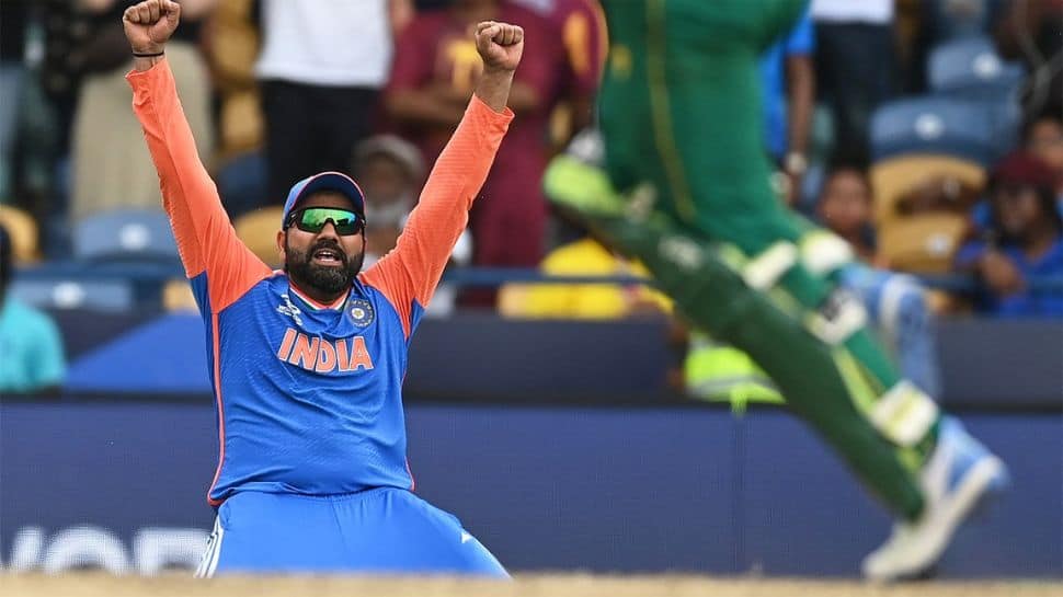 Champions Trophy : இந்தியா வெற்றி... இறுதிப்போட்டிக்கு முன்னேறியது..! விராட், ஹர்திக் பாண்டியா அபாரம்