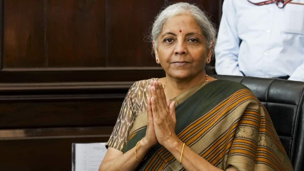 நிர்மலா சீதாராமன் இருமொழிக் கொள்கை தான் படித்தார் - ஆர்எஸ் பாரதி பேச்சு!