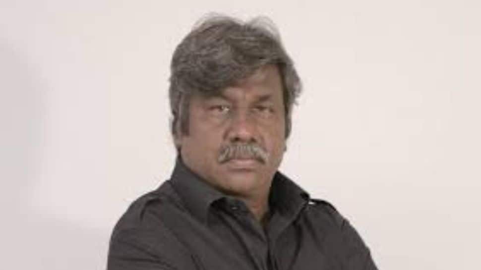 பெரியார் விருதை திருப்பியளிக்கிறேன் - இயக்குநர் கோபி நயினார்
