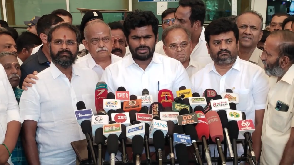 அதிமுக உடன் கூட்டணியா... அண்ணாமலை கூறிய பதில் என்ன தெரியுமா? அதிமுக உடன் கூட்டணியா... அண்ணாமலை கூறிய பதில் என்ன தெரியுமா?