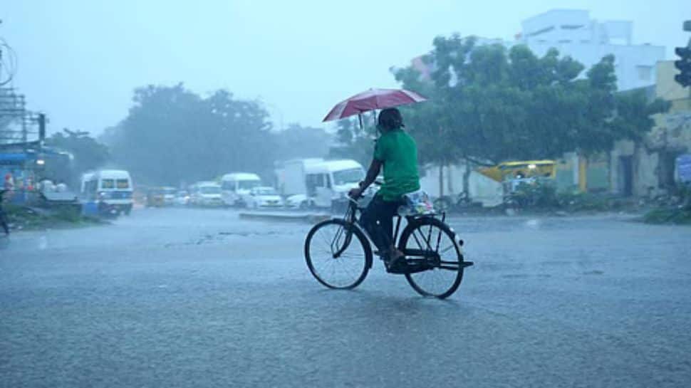தமிழகத்தில் வரும் 18ஆம் தேதி வரை மழை வெளுக்கும்.. எந்தெந்த மாவட்டங்கள்? வானிலை மையம் எச்சரிக்கை! 