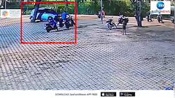 பூங்காவில் பைக் திருட்டு: சிசிடிவி காட்சி!