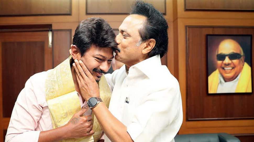 தமிழ் சினிமாவை ஸ்டாலின் குடும்பம் மிரட்டி வருகிறது - அதிமுக முன்னாள் அமைச்சர் கடும் தாக்கு!