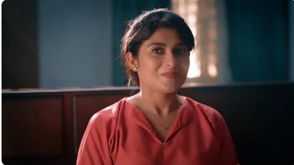 அயலி சீரியல் அப்டேட்: இந்திராணி சொன்ன கல்யாண விஷயம்.. சிவாவுக்கு ஷாக் கொடுத்த அயலி