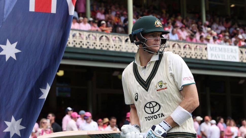 MR.Consistent! ஒரு பக்கம் விக்கெட் சரிந்தாலும், மறுபக்கம் தூணாய் நிற்கும் ஸ்மித்! 