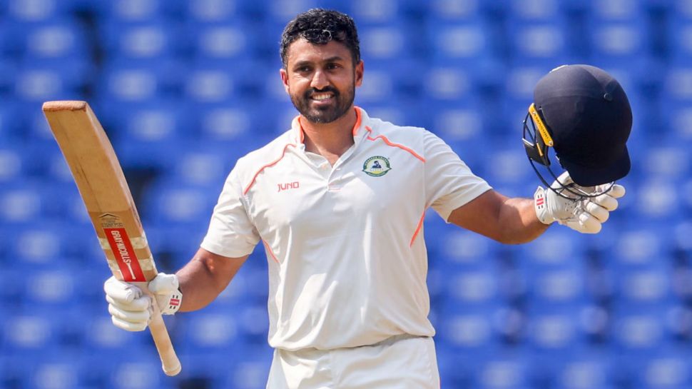 பணத்துக்காக என்னை ஓய்வு பெற சொன்னார்.. கருண் நாயார் ஓபன் டாக்! பணத்துக்காக என்னை ஓய்வு பெற சொன்னார்.. கருண் நாயார் ஓபன் டாக்!