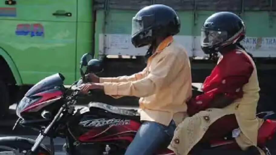 பெண்களுக்காக ஹெல்மெட் விஷயத்தில்... மத்திய அரசு எடுத்த அதிரடி முடிவு - புது ரூல்ஸ்!