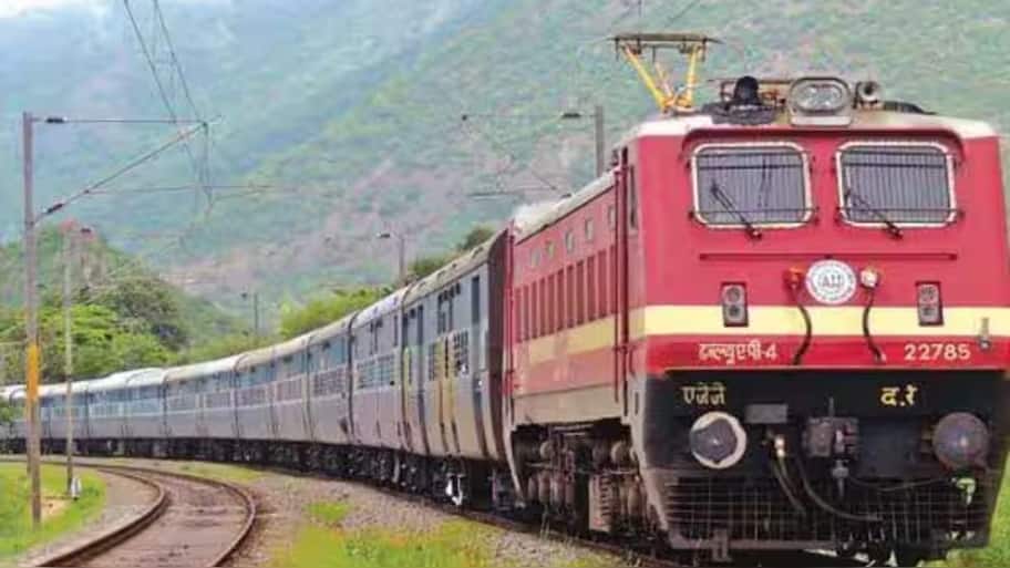 IRCTC: தட்கல் முதல் கட்டணம் உயர்வு வரை.. நாளை முதல் வர இருக்கும் முக்கிய மாற்றங்கள்!