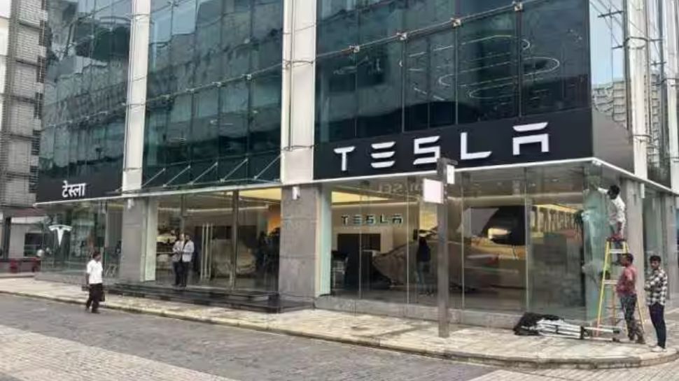 Tesla India Launch: இந்தியாவில் வந்தாச்சு டெஸ்லா கார்... விலை, பிற விவரங்கள் இதோ Tesla India Launch: இந்தியாவில் வந்தாச்சு டெஸ்லா கார்... விலை, பிற விவரங்கள் இதோ