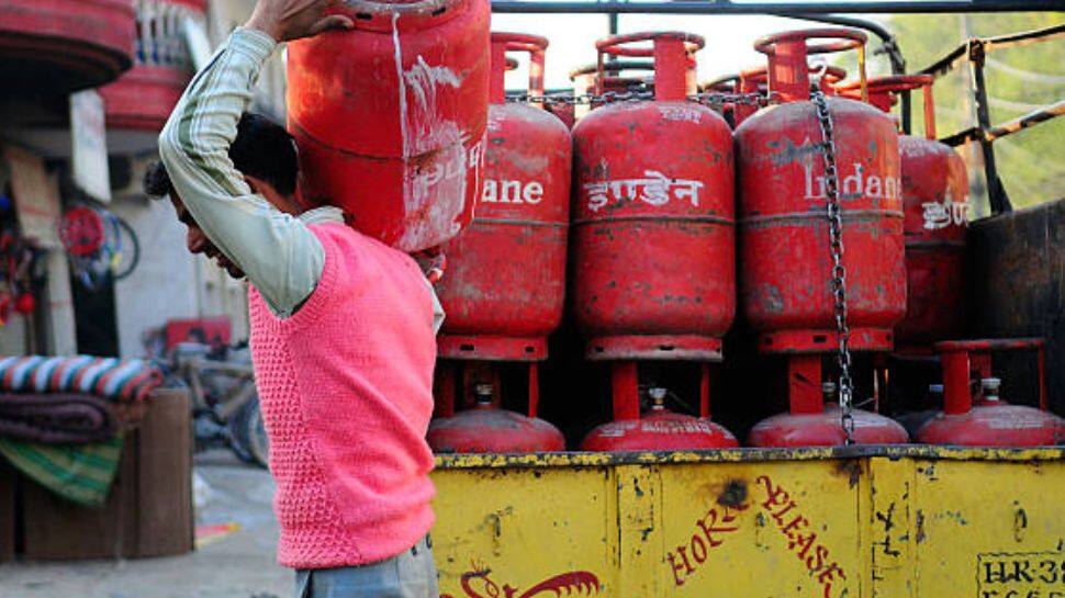 சமையல் எரிவாயு சிலிண்டர் விநியோகத்தில் புகார் உள்ளதா? இந்த தேதியை குறிச்சு வச்சுக்கோங்க