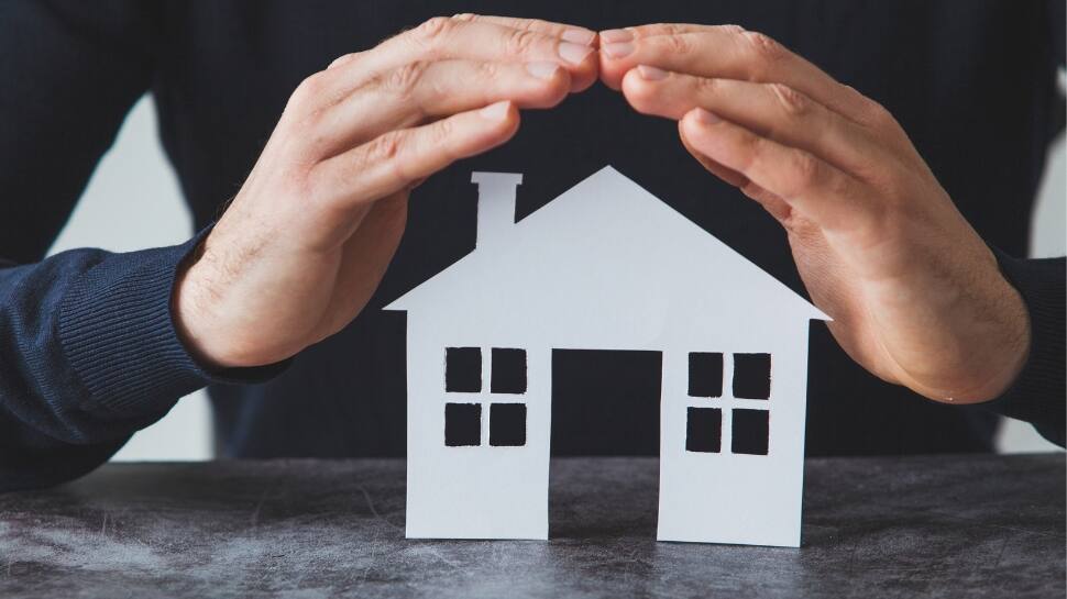 Home Insurance: இயற்கை பேரழிவு முதல் திருட்டு வரை.... வீட்டுக்கான காப்பீட்டில் என்னவெல்லாம் அடங்கும்? Home Insurance: இயற்கை பேரழிவு முதல் திருட்டு வரை.... வீட்டுக்கான காப்பீட்டில் என்னவெல்லாம் அடங்கும்?