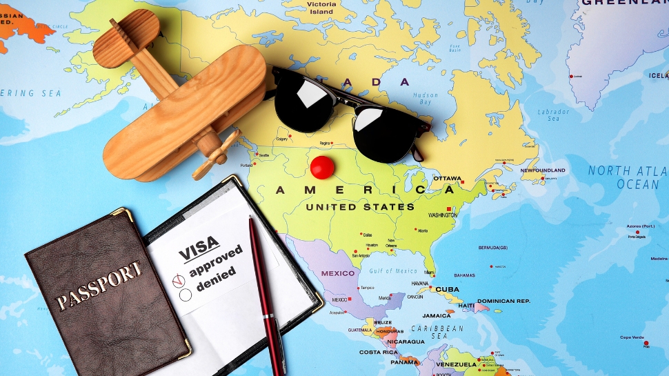 Travel Tips: வெளிநாடு டூர் போக பிளானா... சிக்கல்களை தவிர்க்க... இந்த 5 ஆவணங்கள் அவசியம் Travel Tips: வெளிநாடு டூர் போக பிளானா... சிக்கல்களை தவிர்க்க... இந்த 5 ஆவணங்கள் அவசியம்