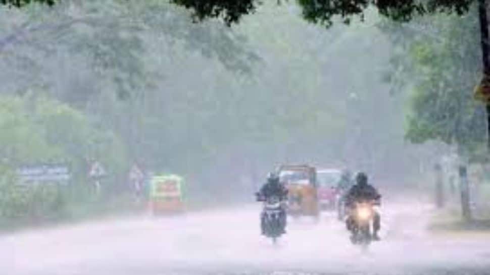 இந்த 4 மாவட்டங்களில் வெளுக்கப்போகும் மழை.. வானிலை மையம் அலர்ட்!