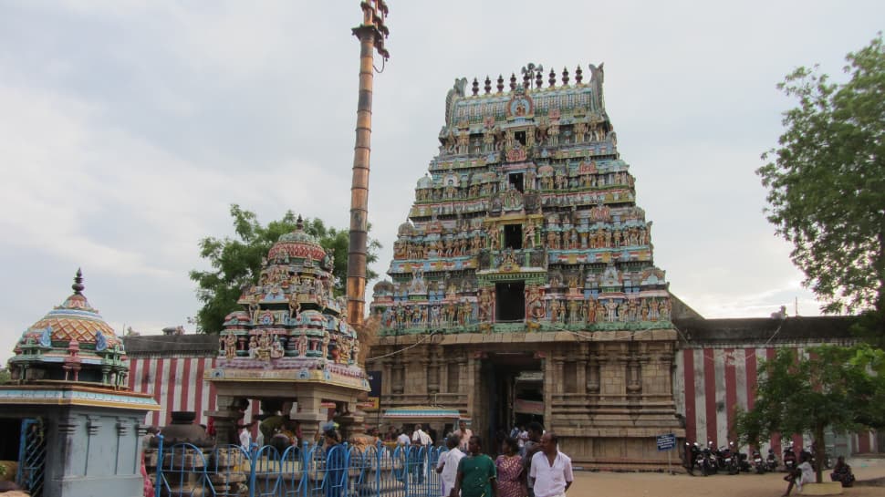 தமிழக அரசு 