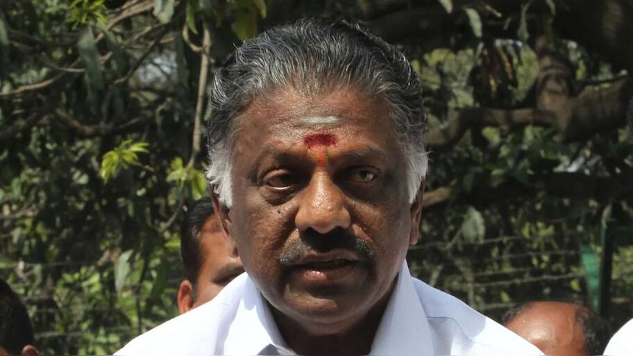 கூட்டணி குறித்து எந்தக் கருத்தையும் தெரிவிக்க வேண்டாம்.. ஓபிஎஸ் எச்சரிக்கை!