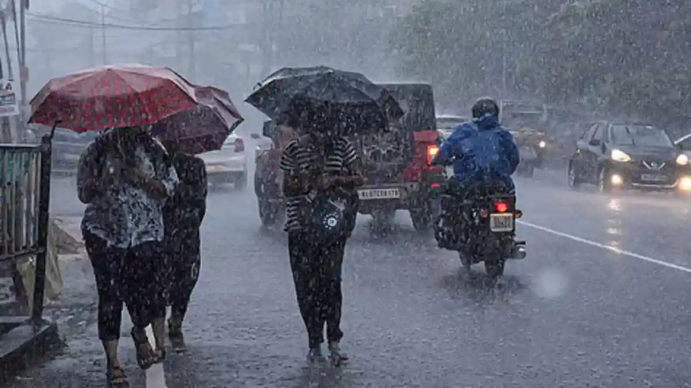 நாளை இந்த 5 மாவட்டங்களில் கனமழை இருக்கு.. வானிலை மையம் எச்சரிக்கை! நாளை இந்த 5 மாவட்டங்களில் கனமழை இருக்கு.. வானிலை மையம் எச்சரிக்கை!