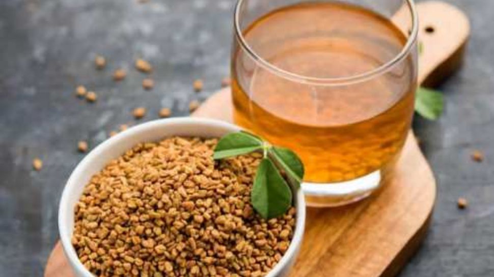 உடல் எடையை வேகமாய் குறைக்கும் வெந்தய நீர்: இப்படி குடித்தால் கைமேல் பலன் உடல் எடையை வேகமாய் குறைக்கும் வெந்தய நீர்: இப்படி குடித்தால் கைமேல் பலன்
