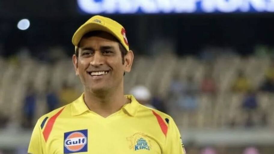 ஐபிஎல் 2026 தொடரில் தோனி விளையாட வாய்ப்பில்லை - அவரே சொன்ன காரணம்..!!