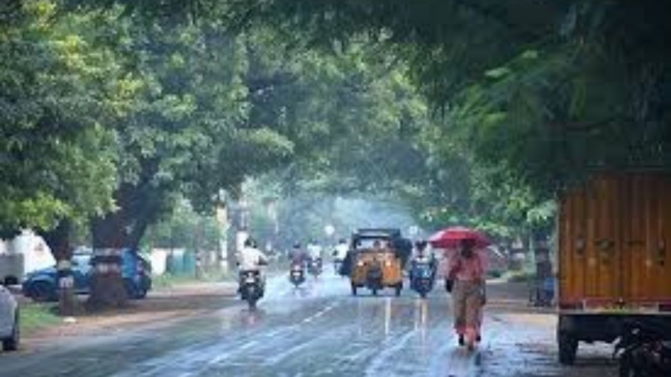 அடிச்சு ஊத்த போகும் மழை.. வானிலை கொடுத்த எச்சரிக்கை! அடிச்சு ஊத்த போகும் மழை.. வானிலை கொடுத்த எச்சரிக்கை!