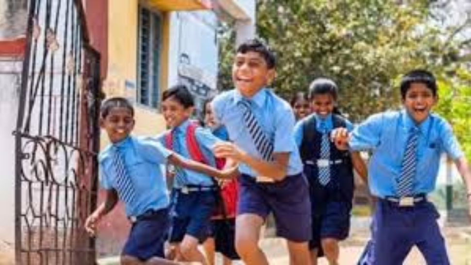 இந்த மாவட்டத்தில் பள்ளி, கல்லூரிகளுக்கு விடுமுறை.. ஆட்சியர் அறிவிப்பு! இந்த மாவட்டத்தில் பள்ளி, கல்லூரிகளுக்கு விடுமுறை.. ஆட்சியர் அறிவிப்பு!
