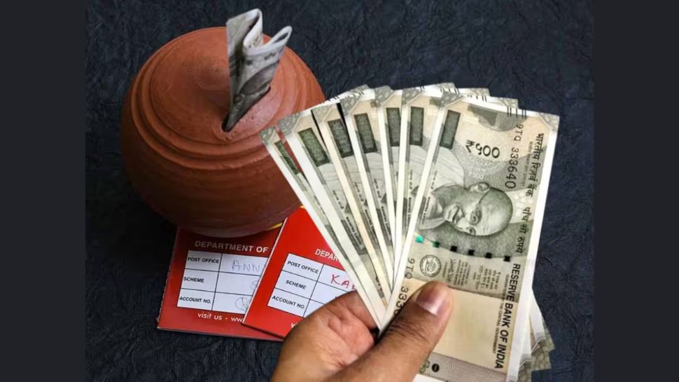 Post Office MIS: அசத்தலான வட்டி, பாதுகாப்பான திட்டம்... மாதம் ரூ.7,500 வருமானம் பெறுவது எப்படி? Post Office MIS: அசத்தலான வட்டி, பாதுகாப்பான திட்டம்... மாதம் ரூ.7,500 வருமானம் பெறுவது எப்படி?