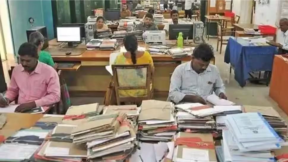 18 மாத டிஏ அரியர் தொகை.... தொடரும் பஞ்சாயத்து, மக்களவையில் முடிச்சு விட்ட மத்திய அரசு 18 மாத டிஏ அரியர் தொகை.... தொடரும் பஞ்சாயத்து, மக்களவையில் முடிச்சு விட்ட மத்திய அரசு