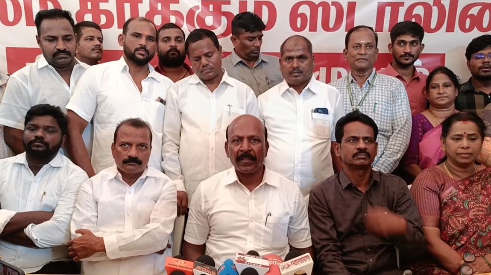 ஸ்டாலின் மருத்துவ முகாம்: 1 வாரத்தில் 1 லட்சத்திற்கும் மேற்பட்டோர் பயன்-அமைச்சர் மா.சு பேட்டி! ஸ்டாலின் மருத்துவ முகாம்: 1 வாரத்தில் 1 லட்சத்திற்கும் மேற்பட்டோர் பயன்-அமைச்சர் மா.சு பேட்டி!