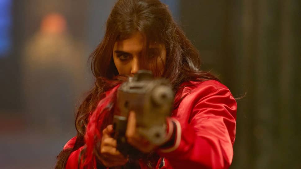 கல்யாணி பிரியதர்ஷனின் லோகா.. 100 கோடி வசூல், OTT ரிலீஸ் எப்போது