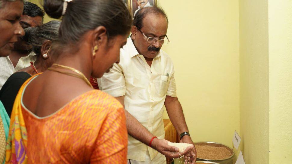 ரேஷன் பொருட்கள் எந்தெந்த நாட்களில் வீடு தேடி வரும்? அமைச்சர் சக்கரபாணி முக்கிய அப்டேட்