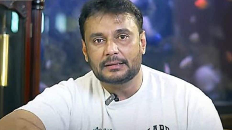 “எனக்கு விஷம் கொடுங்கள்..” கதறி அழும் பிரபல நடிகர்!என்ன விஷயம்? முழு தகவல்..