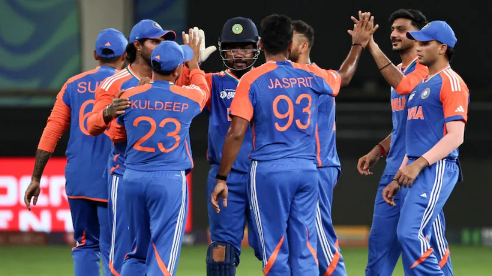 IND vs PAK: இந்தியாவின் பிளேயிங் லெவன் மாற்றம்? பயிற்சியாளரே சொன்ன பாயிண்ட்! IND vs PAK: இந்தியாவின் பிளேயிங் லெவன் மாற்றம்? பயிற்சியாளரே சொன்ன பாயிண்ட்!