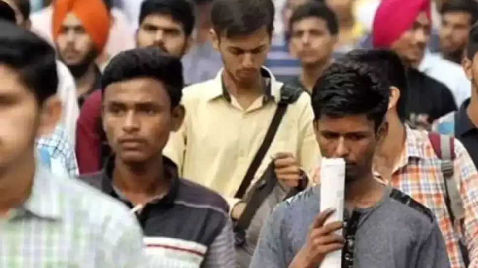 மாதம் ரூ.1,000 - வேலையில்லா பட்டதாரிகள் இனி கஷ்டபட வேண்டாம் - உதவிக்கரம் நீட்டும் மாநில அரசு மாதம் ரூ.1,000 - வேலையில்லா பட்டதாரிகள் இனி கஷ்டபட வேண்டாம் - உதவிக்கரம் நீட்டும் மாநில அரசு