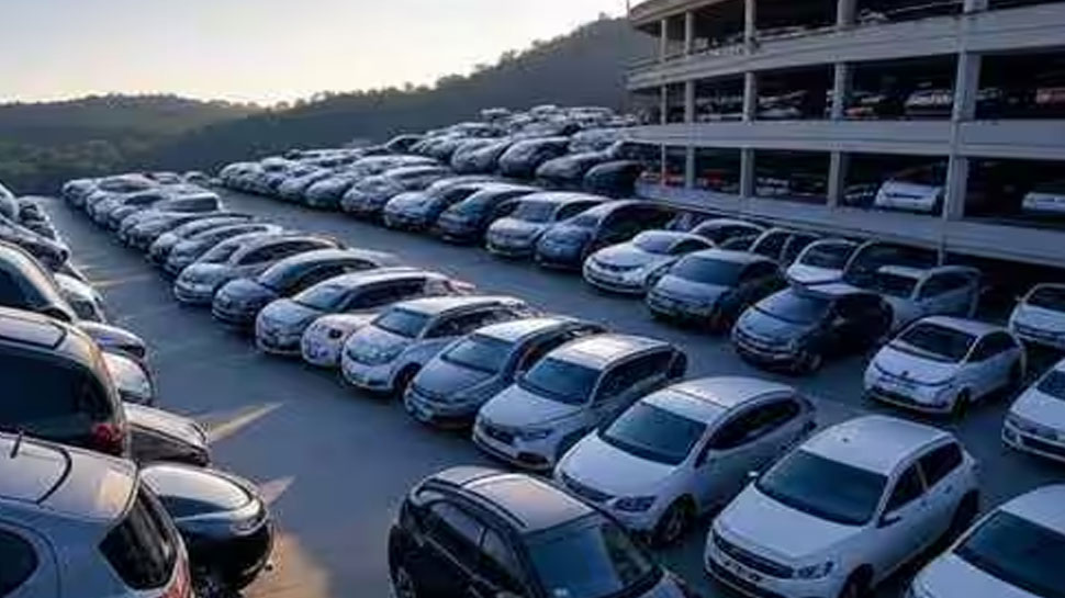 GST on Cars: இன்று முதல் புதிய கட்டணங்கள் அமல்; கார்களின் புதிய விலை இதுதான் GST on Cars: இன்று முதல் புதிய கட்டணங்கள் அமல்; கார்களின் புதிய விலை இதுதான்