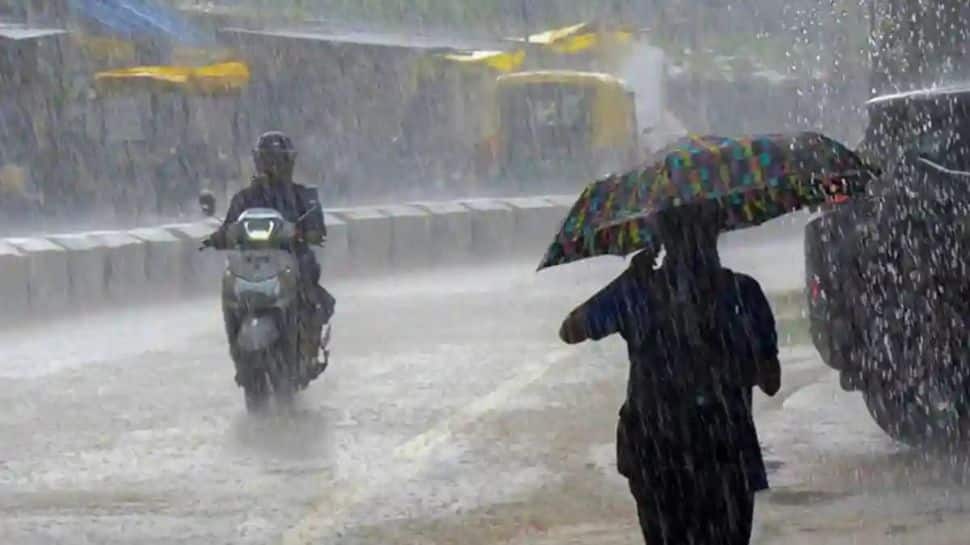 நாளை இந்த 4 மாவட்டங்களில் கனமழைக்கு வாய்ப்பு.. வானிலை மையம் எச்சரிக்கை!