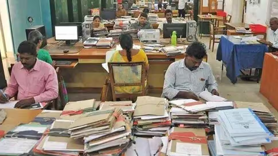 அரசு ஊழியர்களுக்கு PFRDA அவசர உத்தரவு: செப்டம்பர் 30 கடைசி நாள், முக்கிய தகவல் அரசு ஊழியர்களுக்கு PFRDA அவசர உத்தரவு: செப்டம்பர் 30 கடைசி நாள், முக்கிய தகவல்